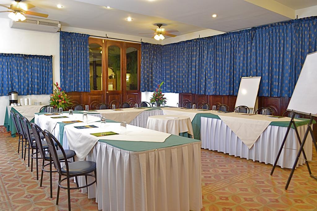 Hotel Dario Granada Zewnętrze zdjęcie
