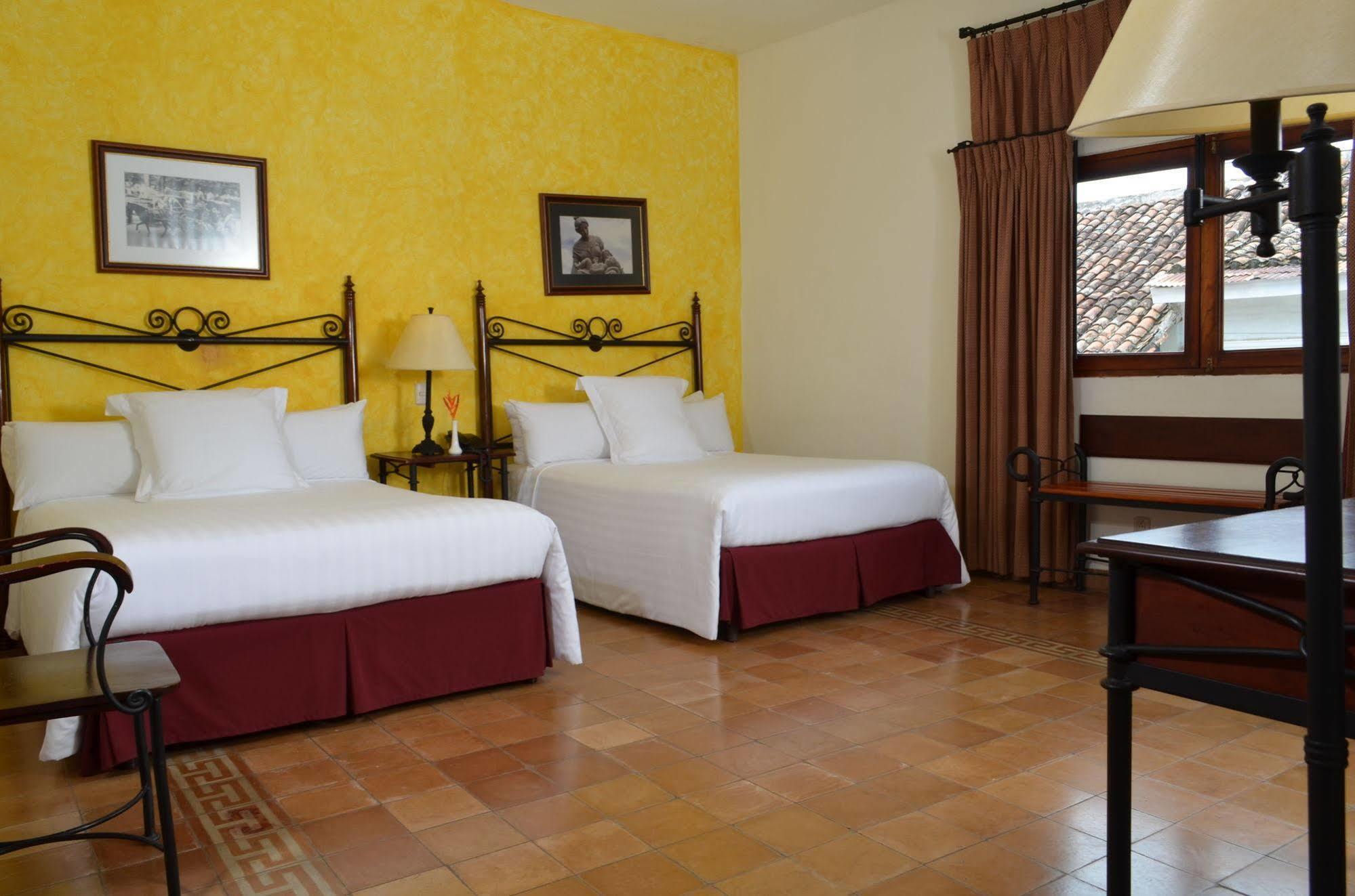Hotel Dario Granada Zewnętrze zdjęcie